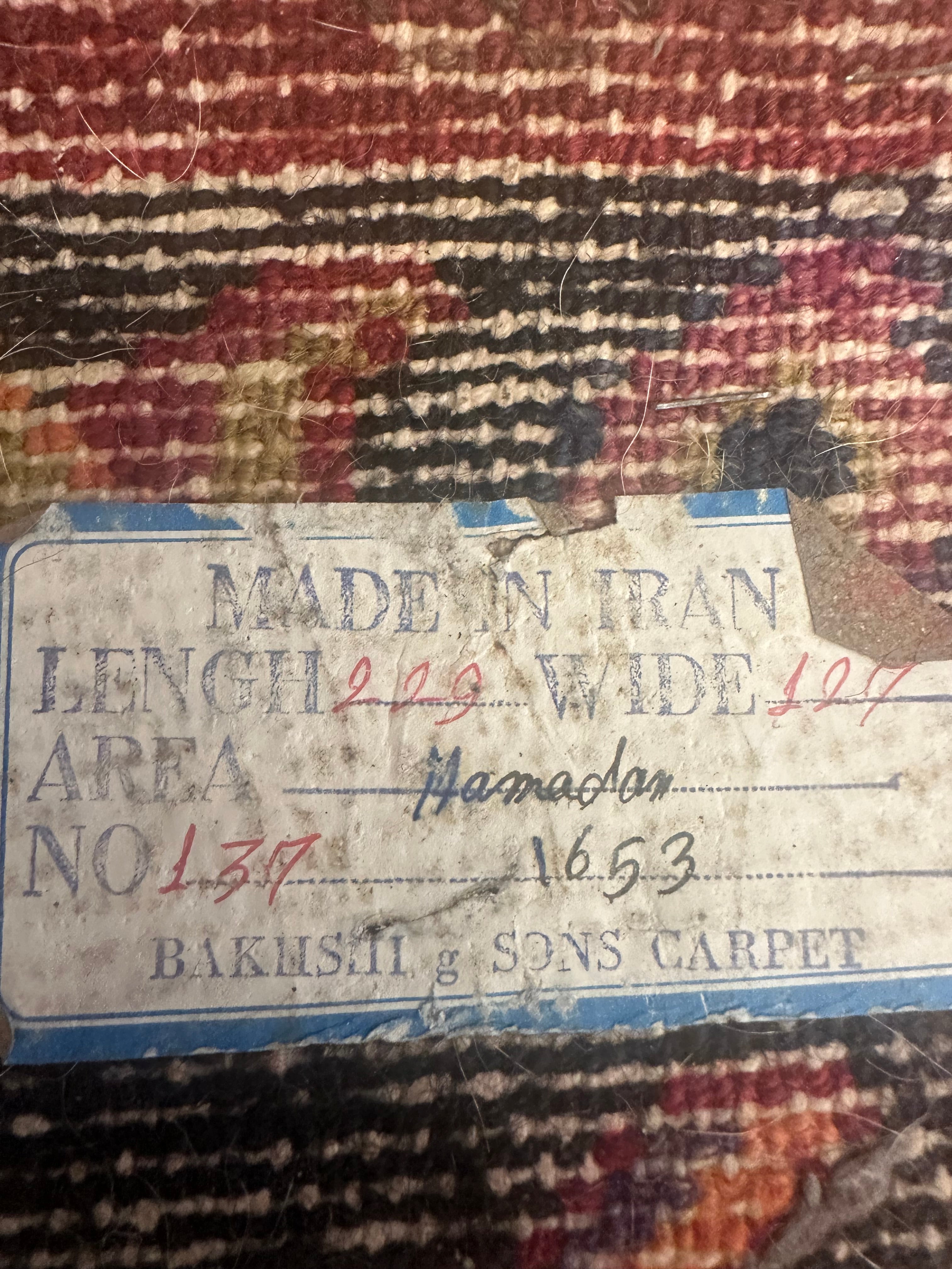 Tapis Iranien fait à la mains