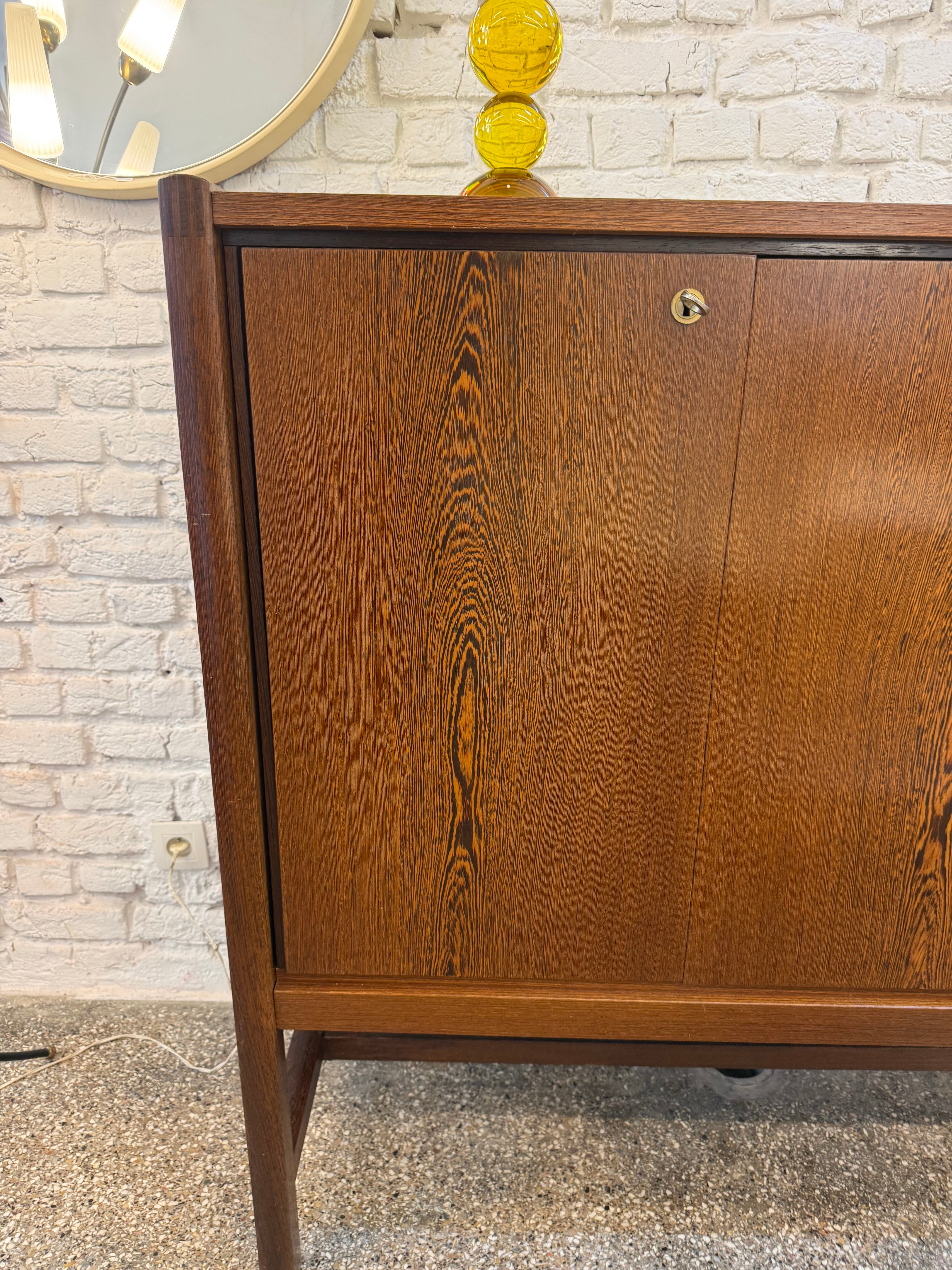Buffet vintage 1970 en palissandre