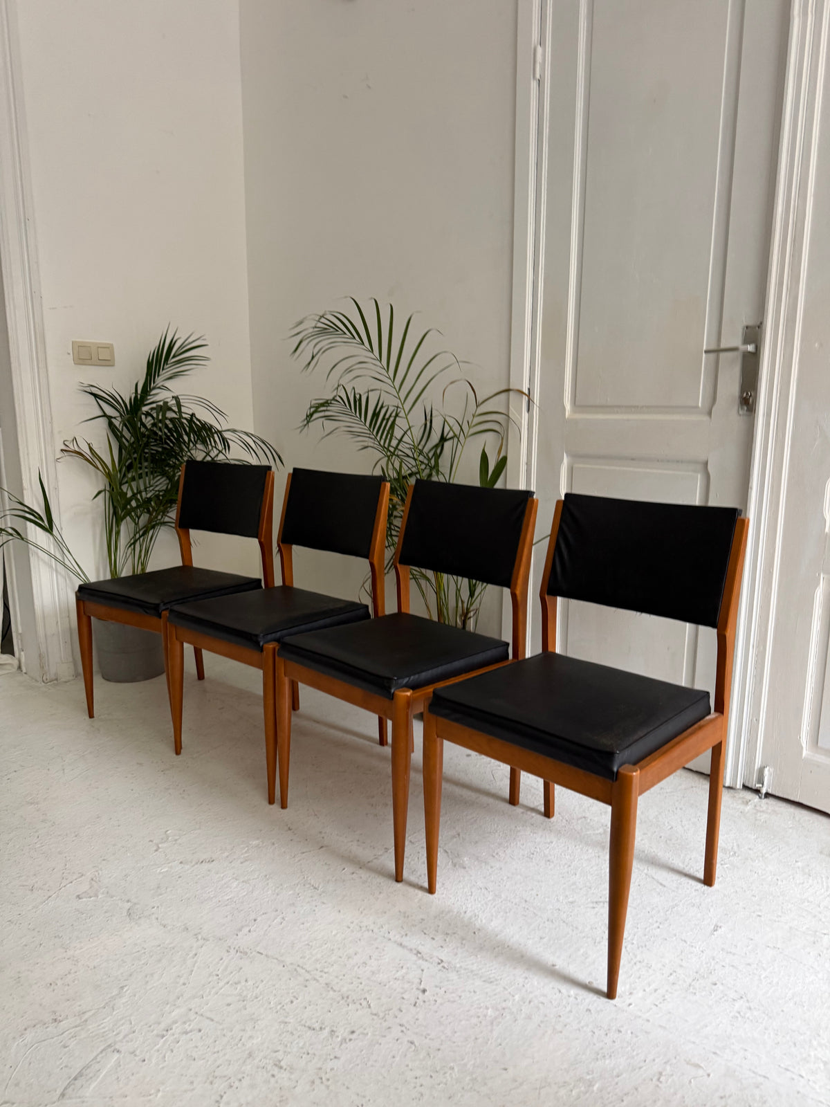4 chaise vintage en bois 1970