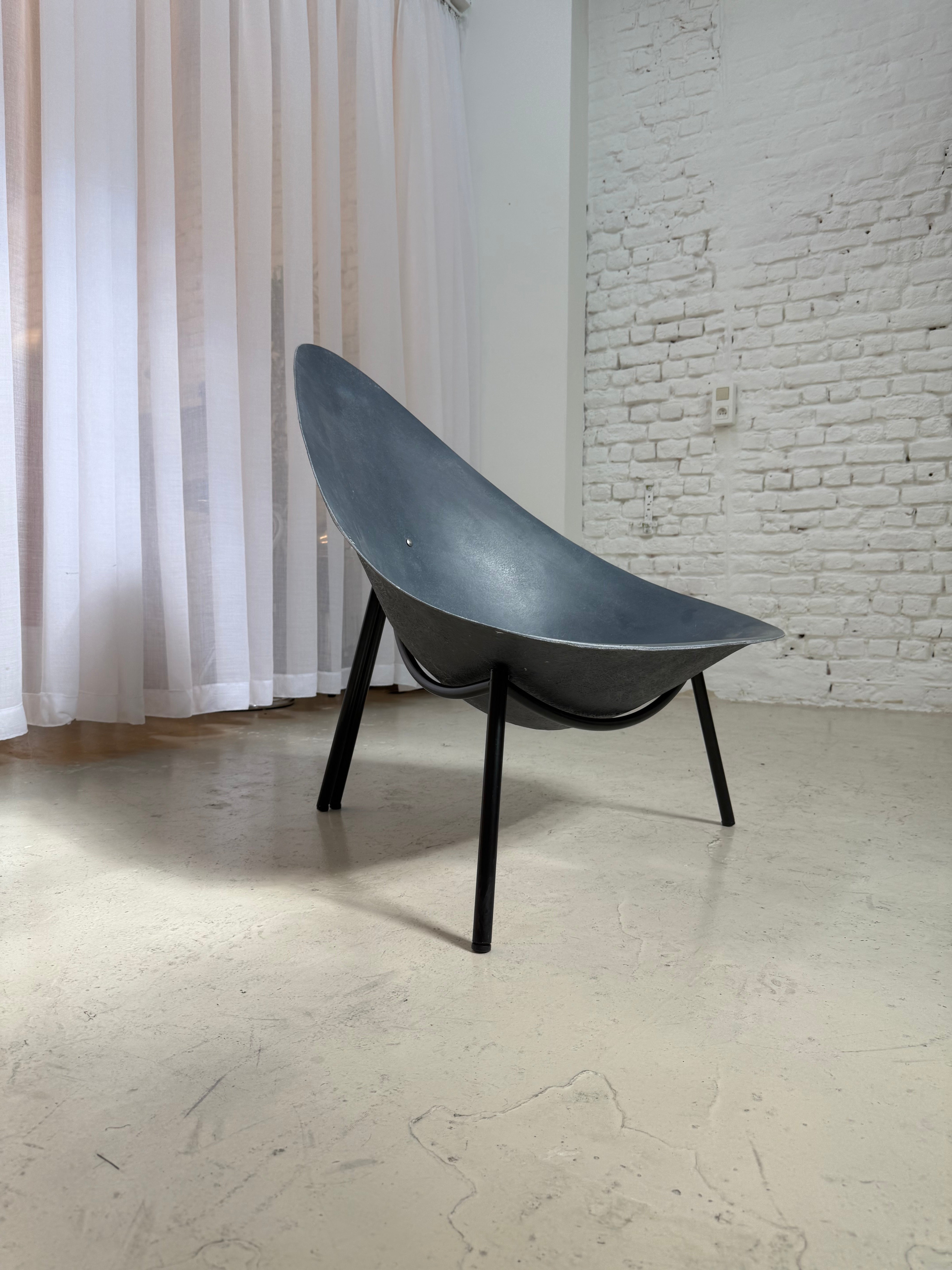 Fauteuil en fibre de verre édition Ed Merat 1970