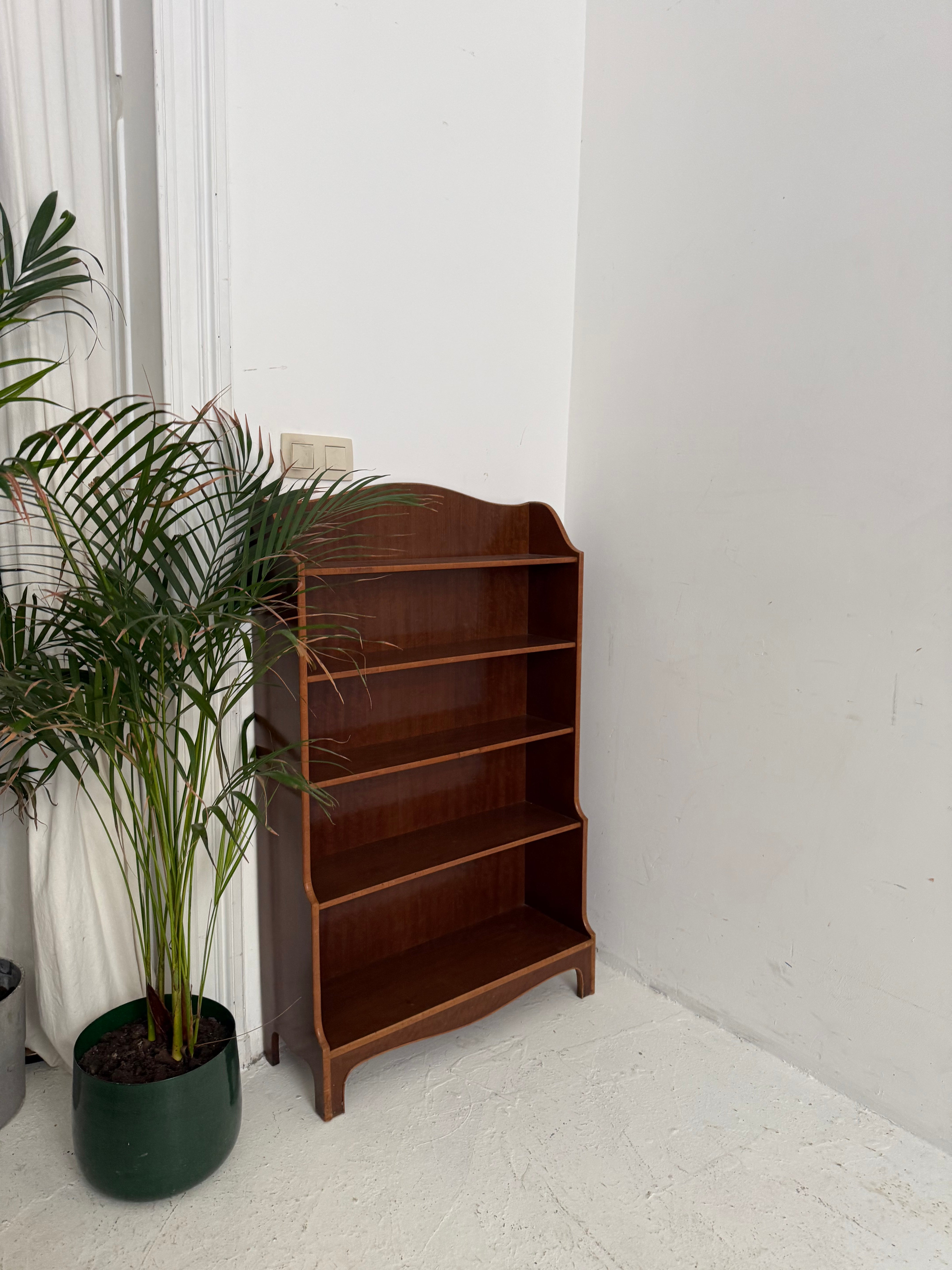 Étagère de rangement vintage en bois