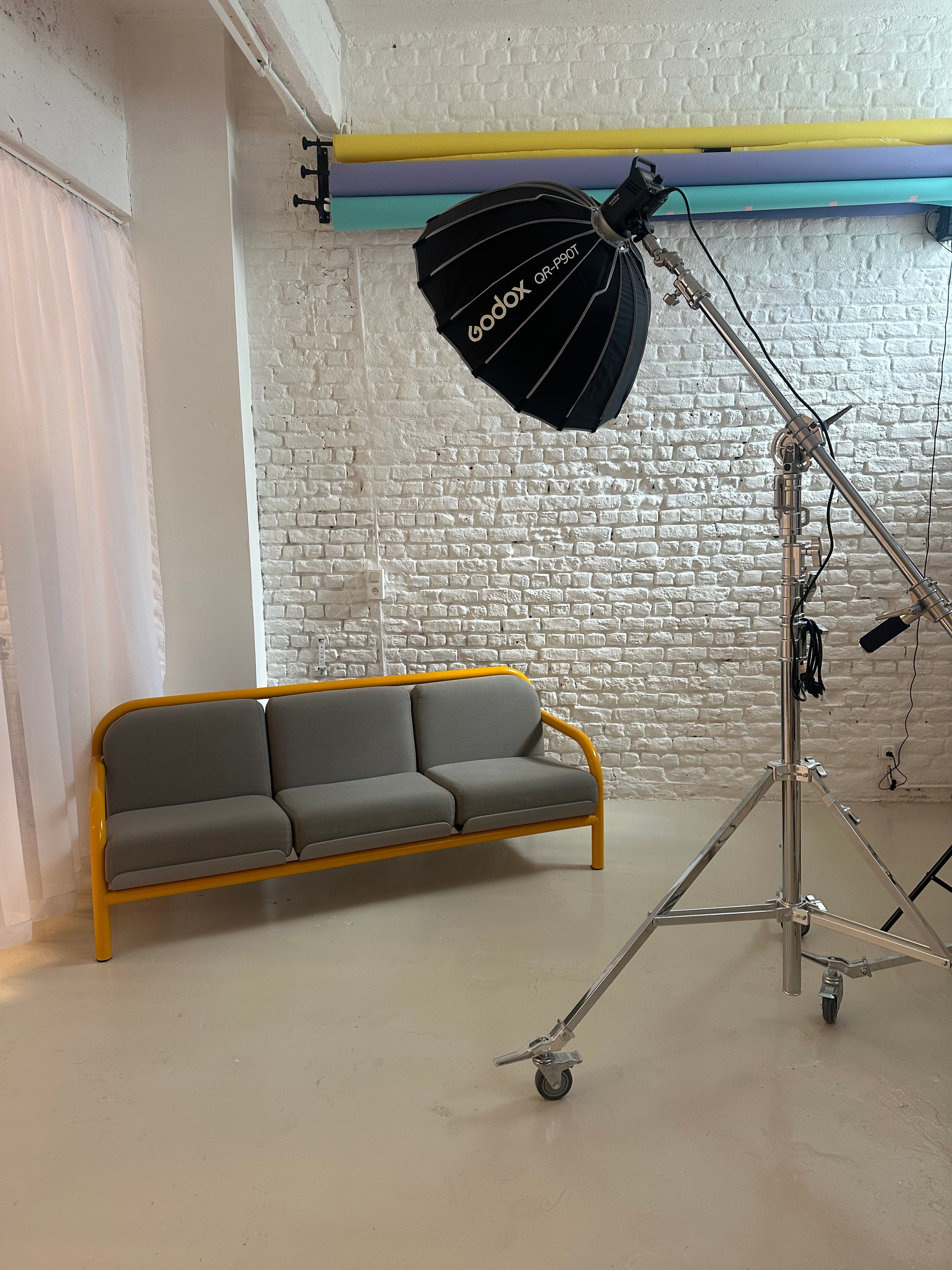 Fauteuil 3 places tubulaire jaune et gris