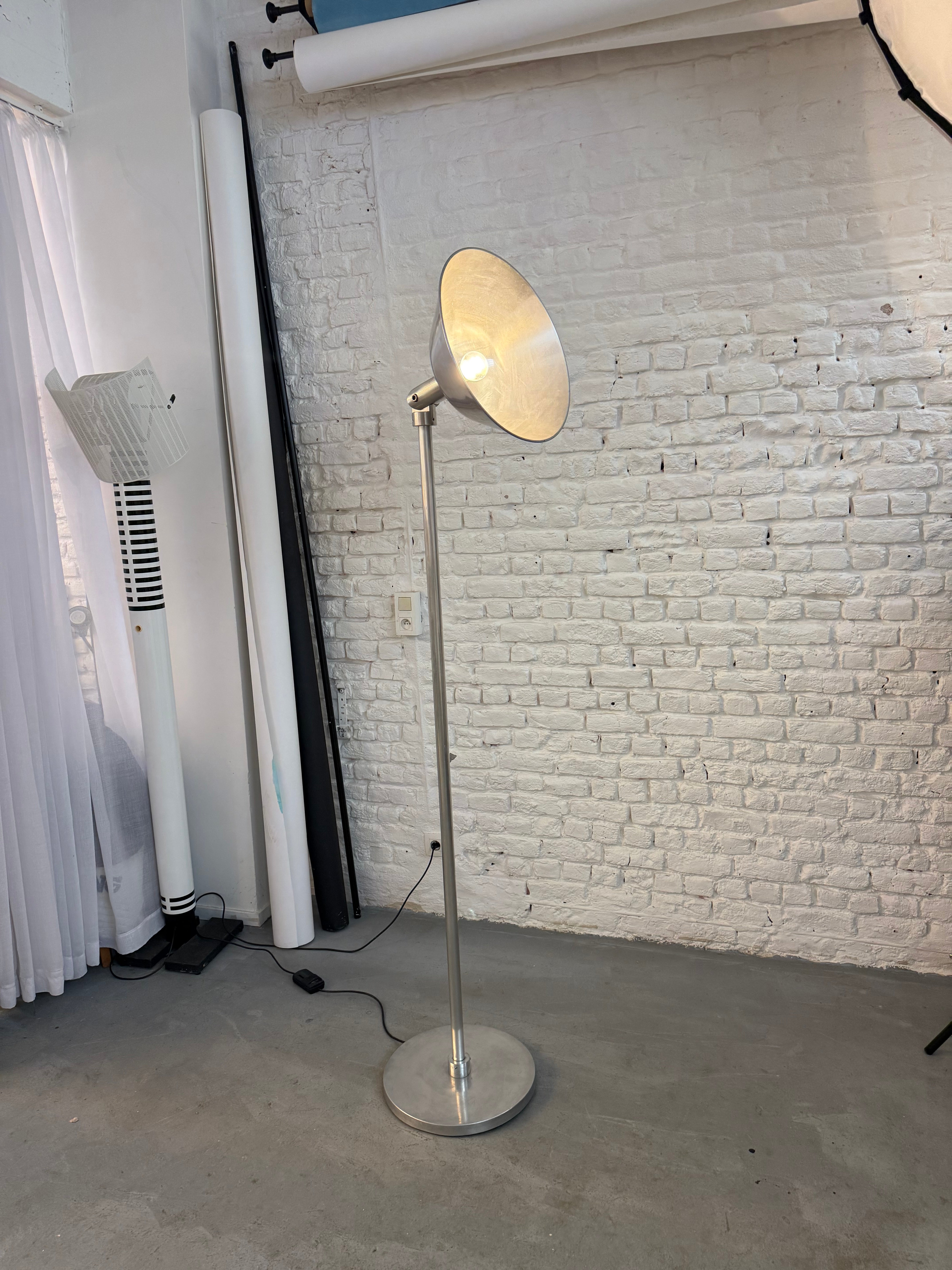 Lampadaire GATCPAC par Josep Torres Clavé