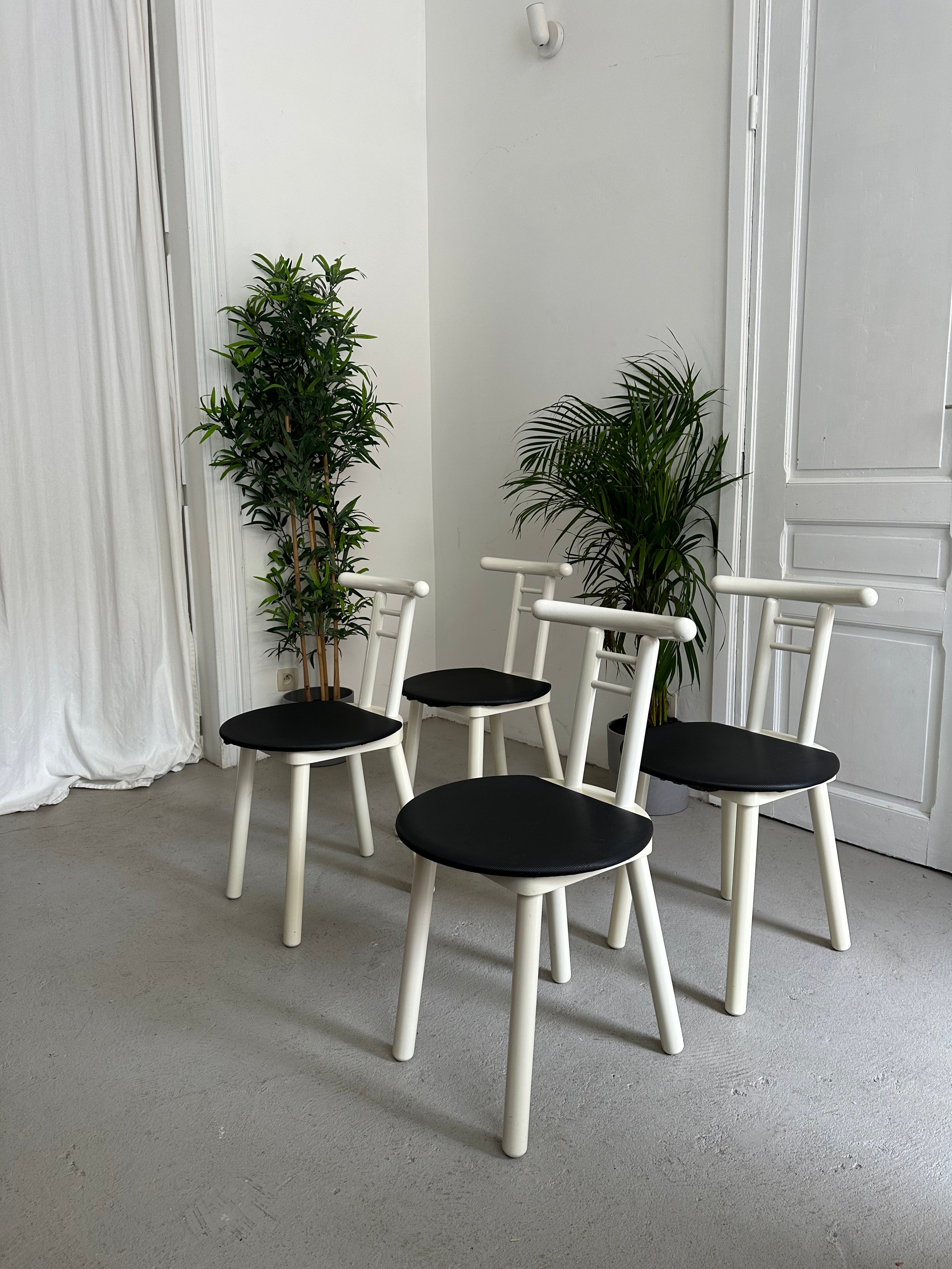 4 chaises en bois blanc Made in italy
