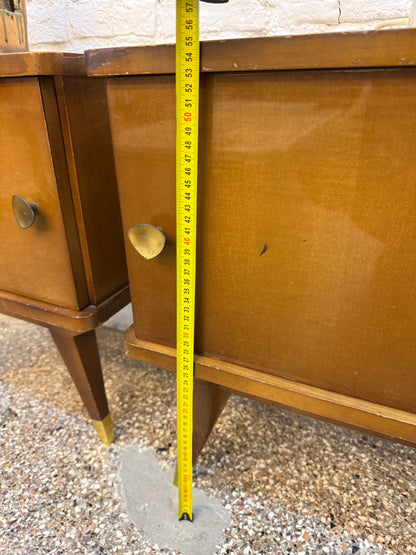 Paire de tables de nuits 1950