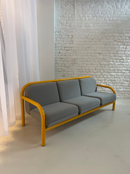 Fauteuil 3 places tubulaire jaune et gris