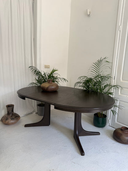 Table scandinave en bois