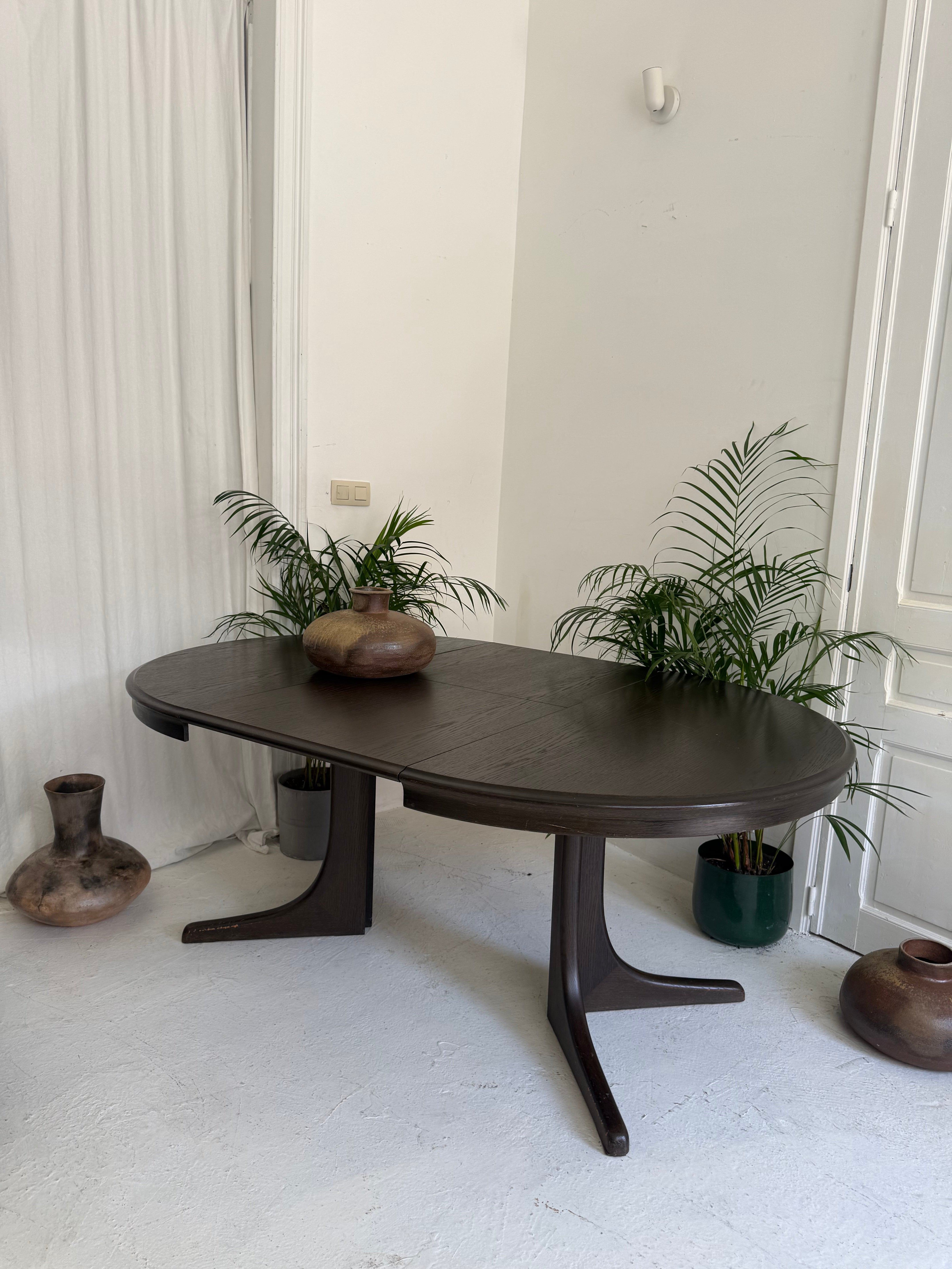 Table scandinave en bois