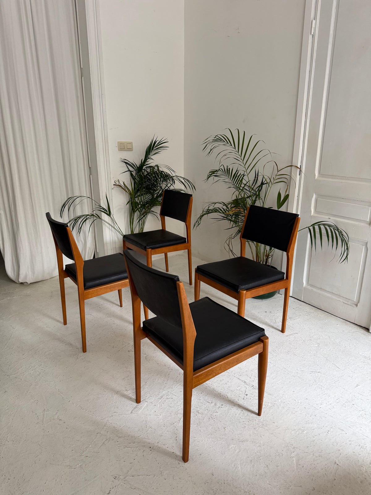 4 chaise vintage en bois 1970