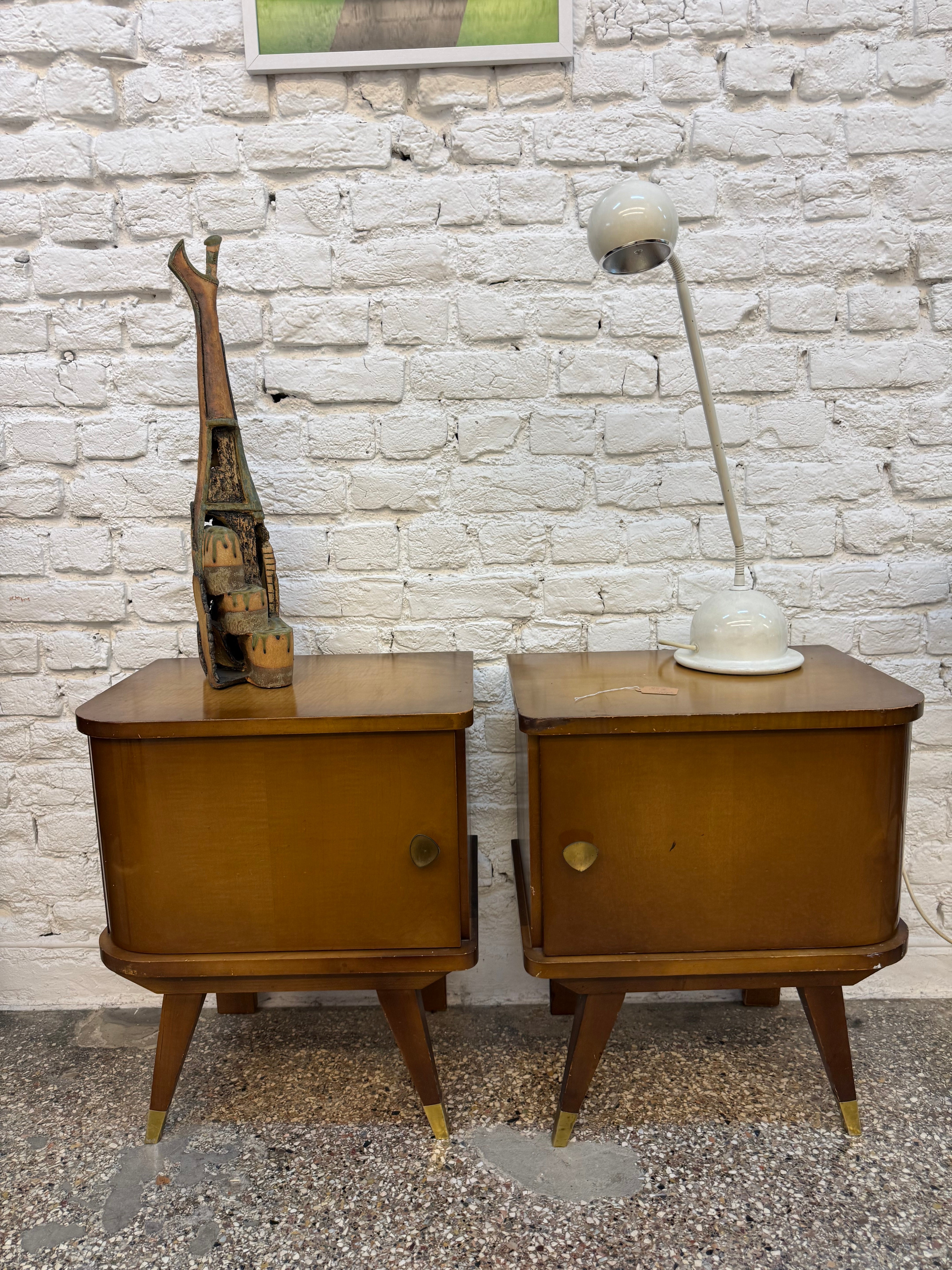 Paire de tables de nuits 1950