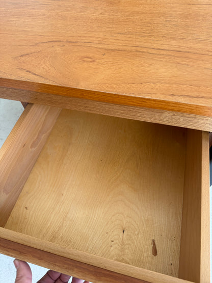 Bureau vintage en teck de 1970