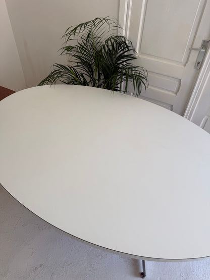 Table ovale design 1970
