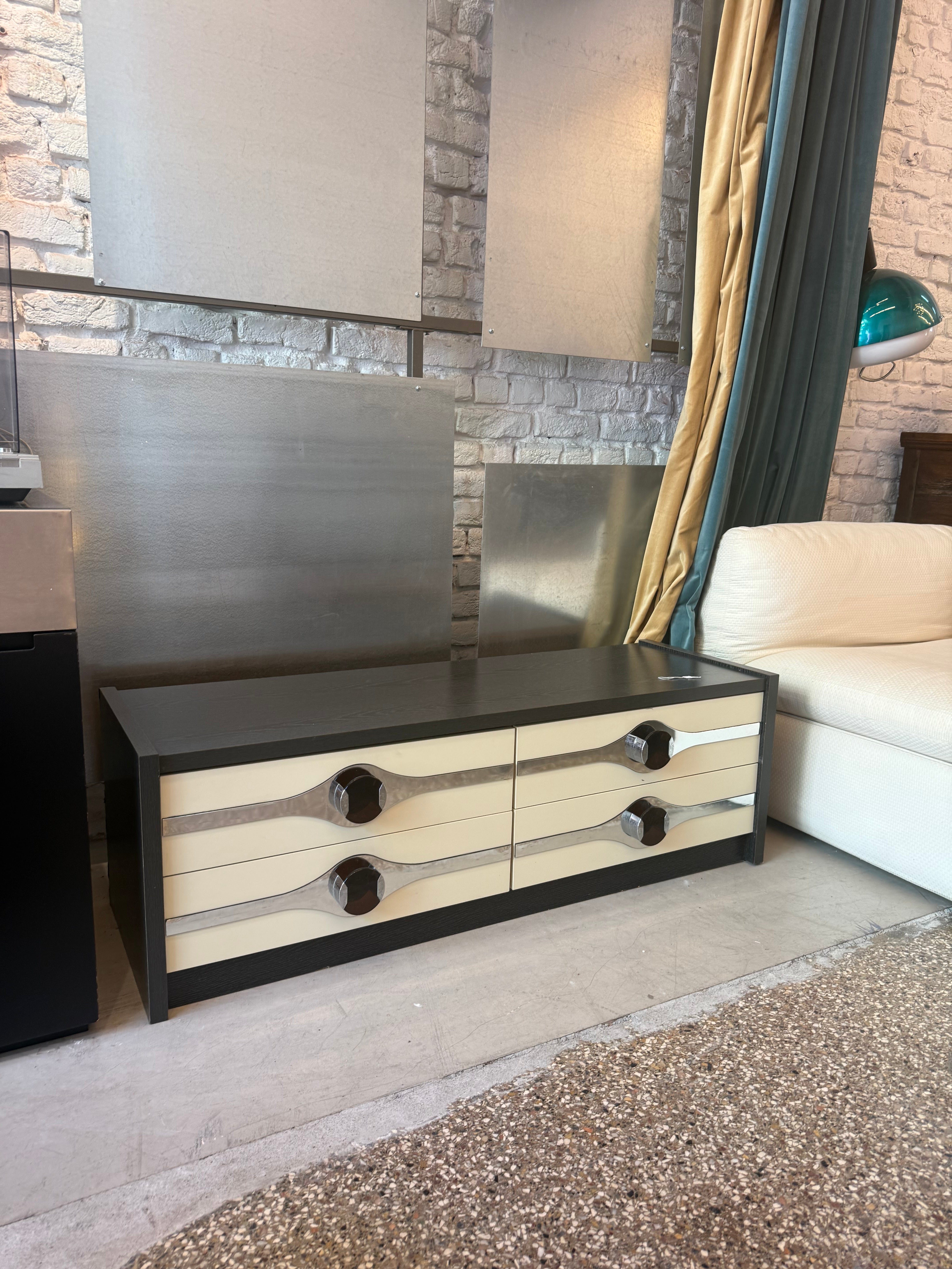 Commode vintage 1970