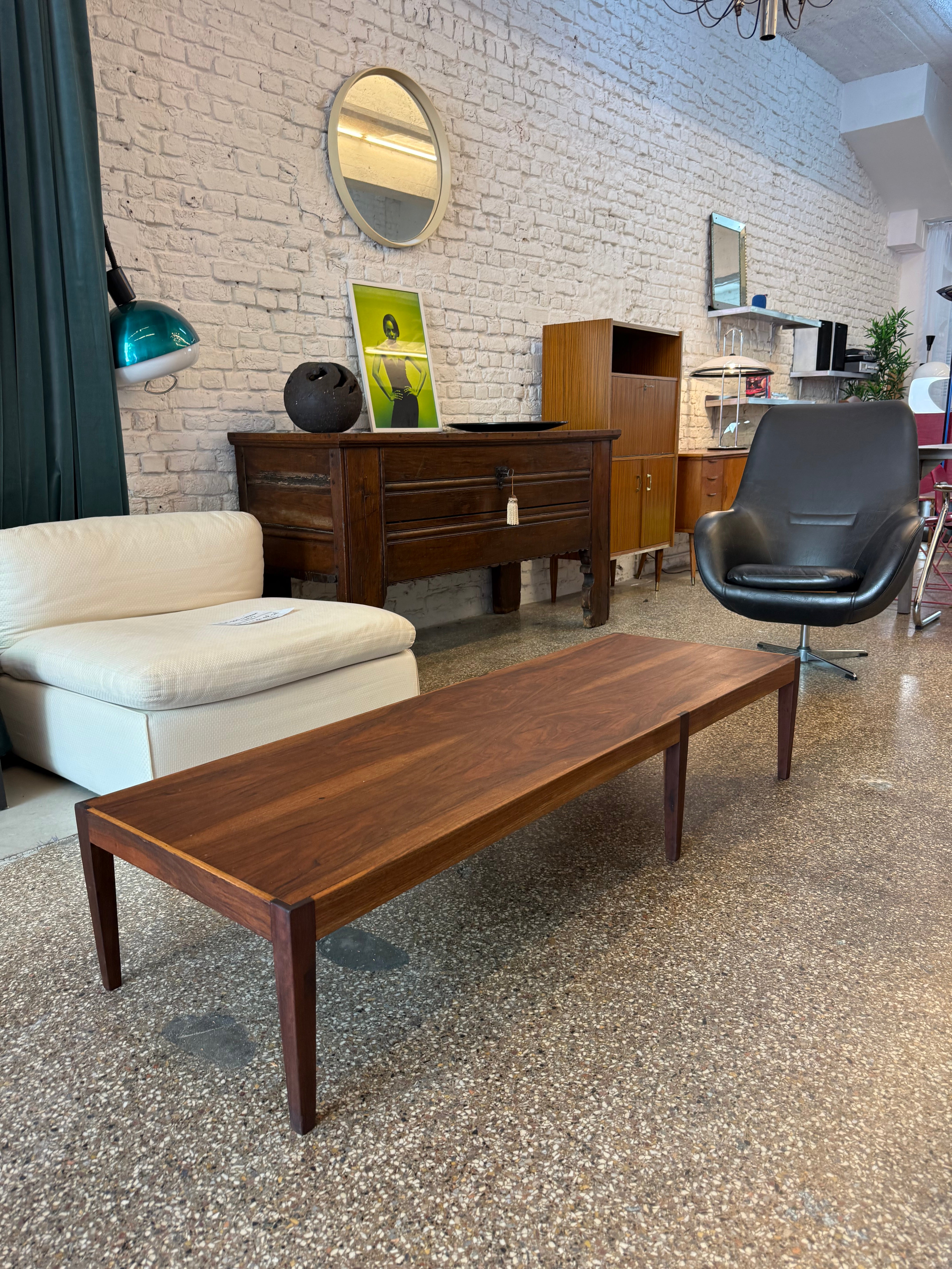 Table de salon danoise en bois massive