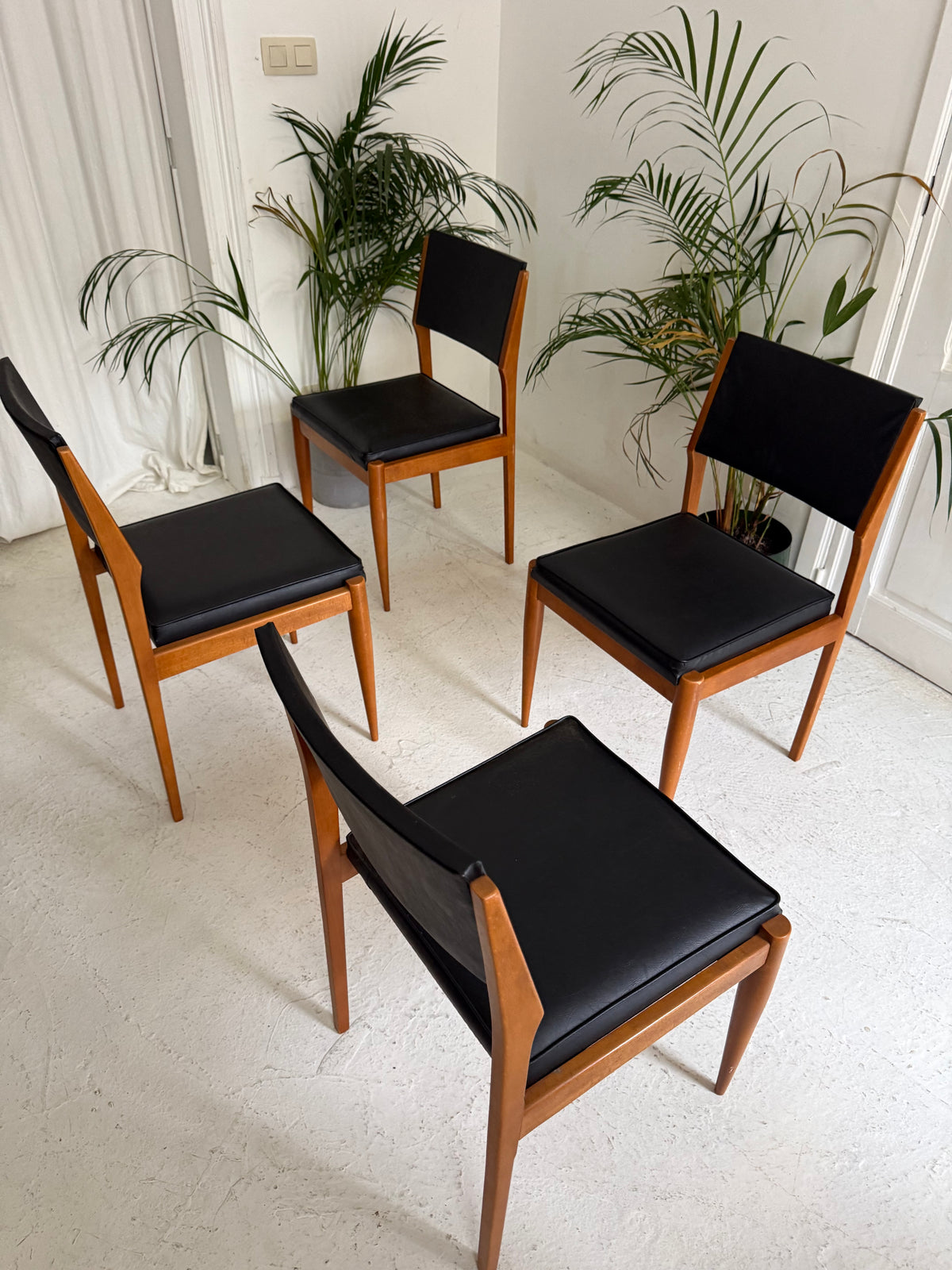 4 chaise vintage en bois 1970