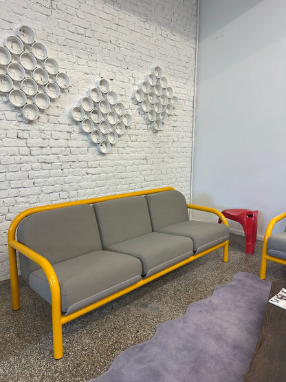 Fauteuil 3 places tubulaire jaune et gris