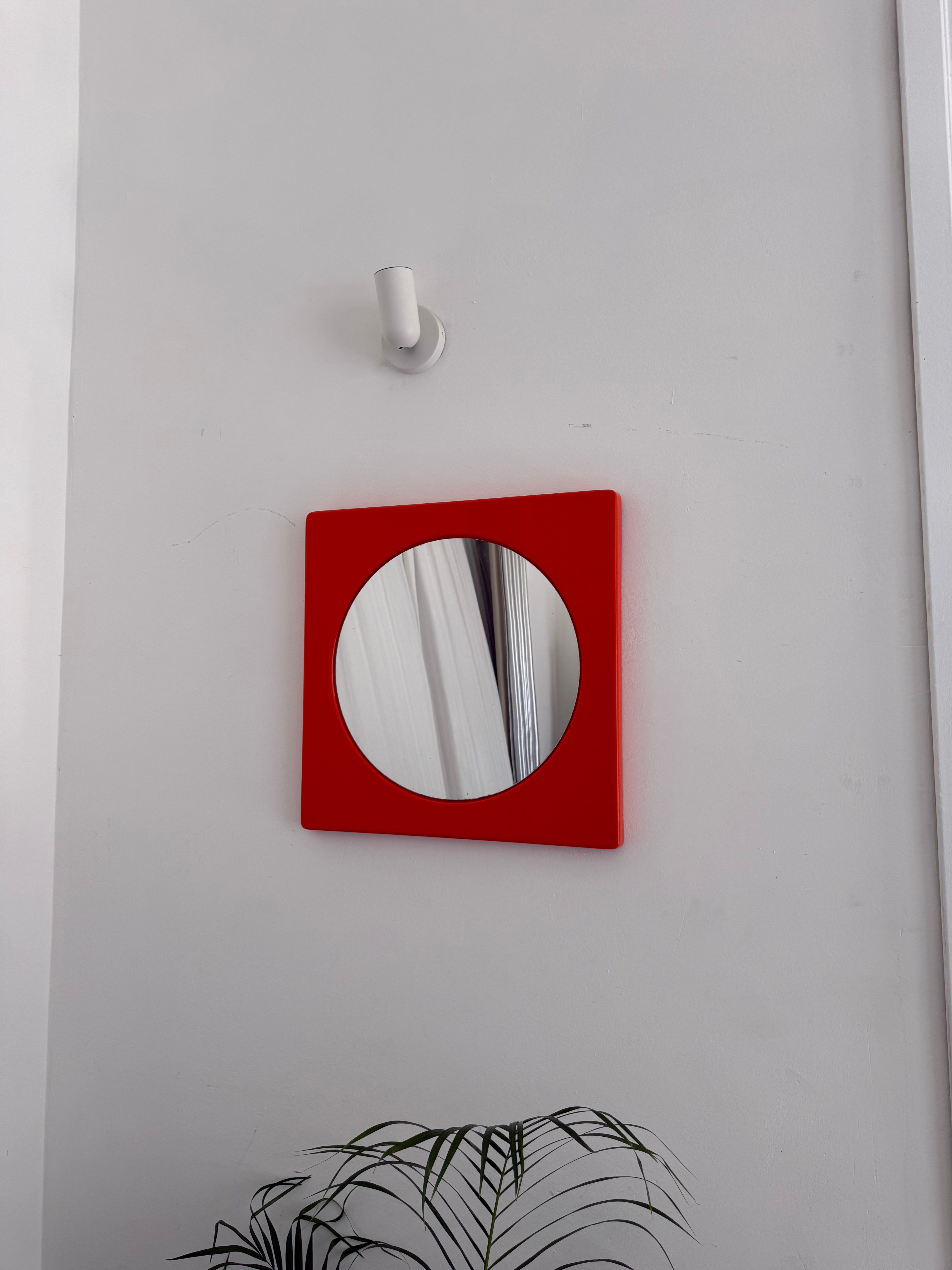 Miroir orange Space Age en plastique