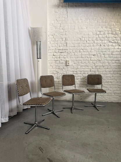 4 chaises 1970