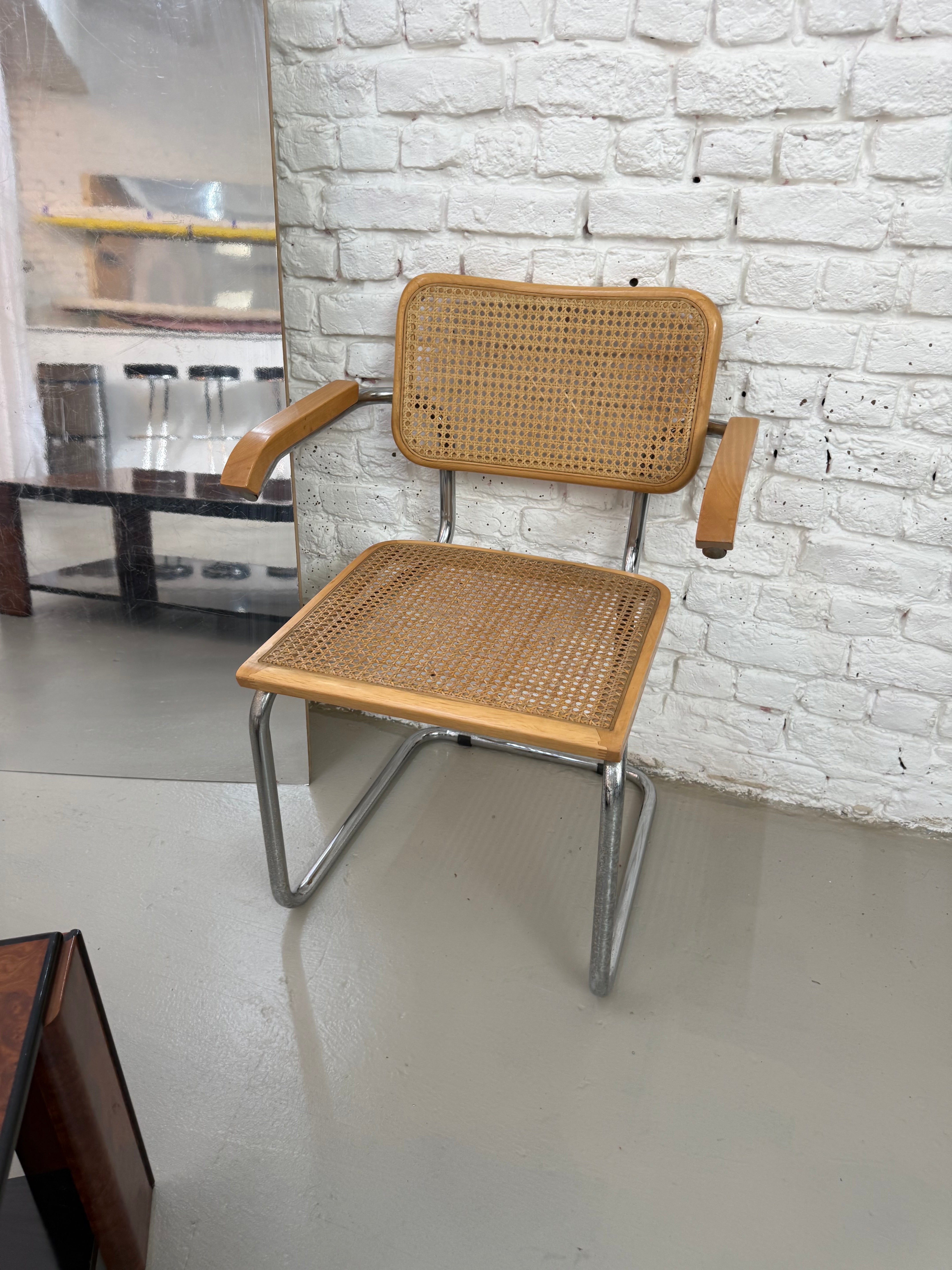 Chaise Cesca B64 de Marcel breuer