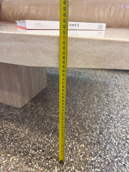 Table de salon en travertin