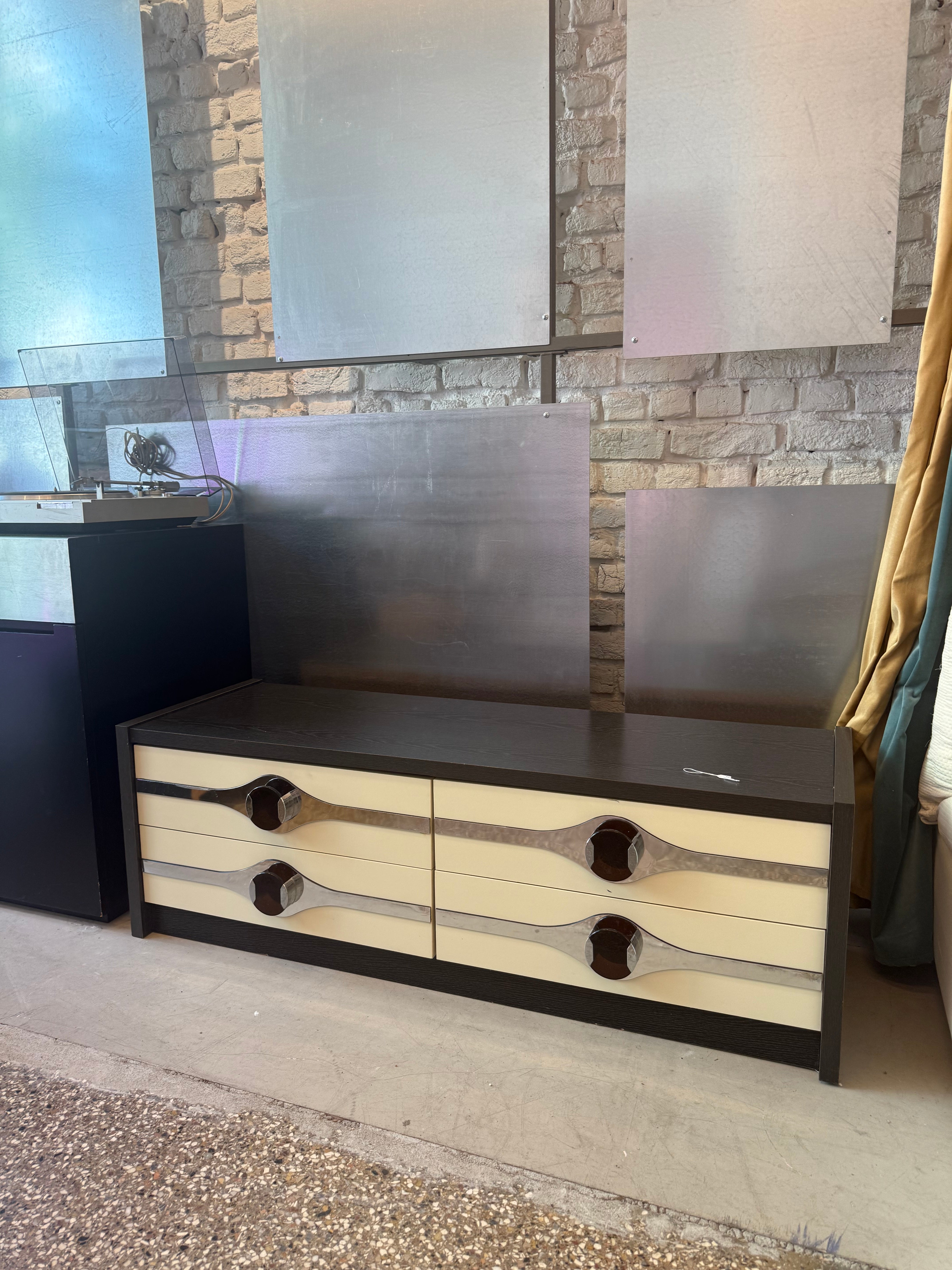 Commode vintage 1970