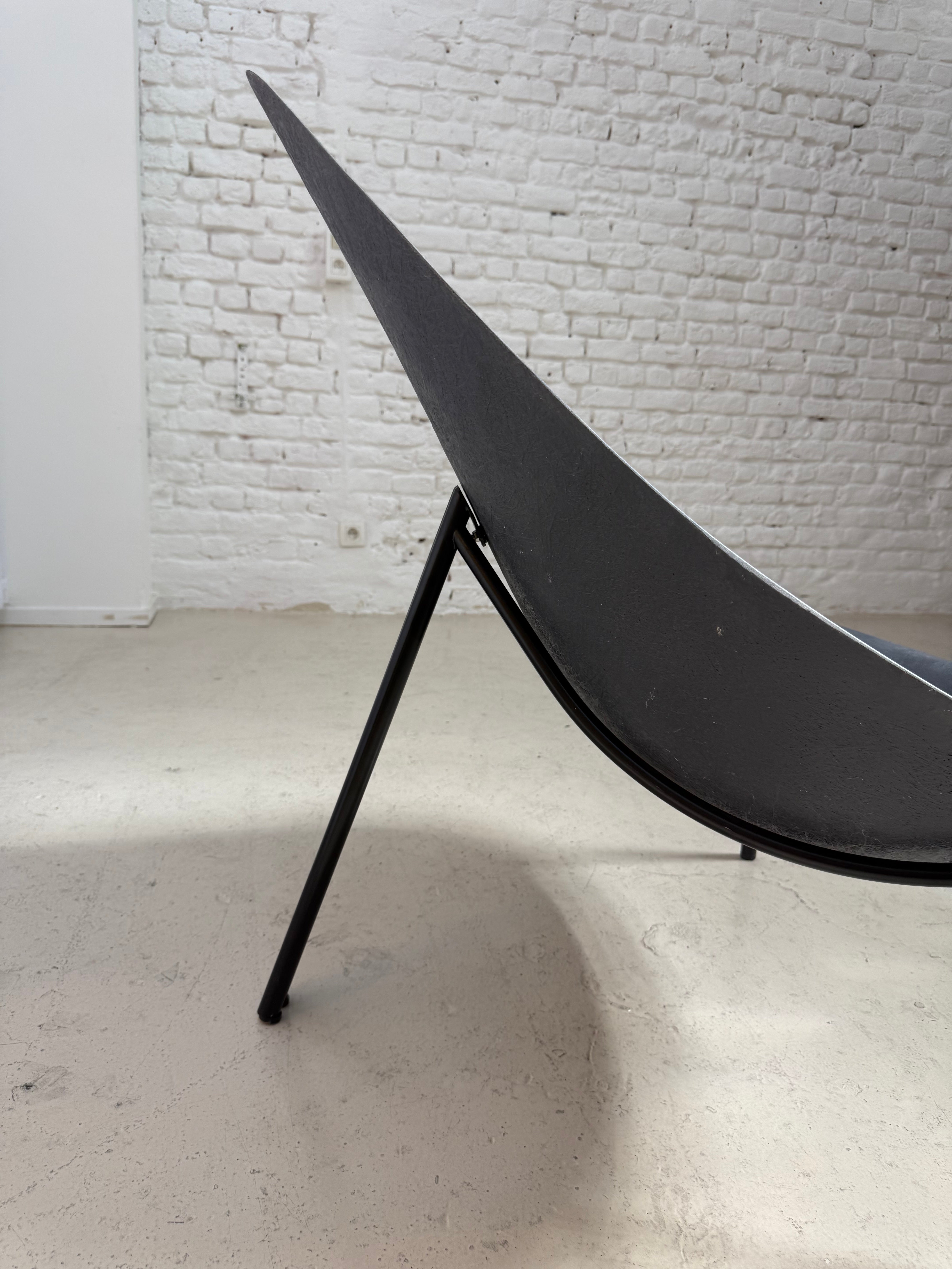 Fauteuil en fibre de verre édition Ed Merat 1970