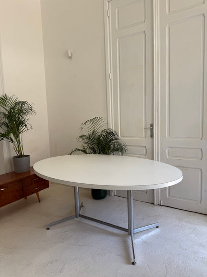 Table ovale design 1970