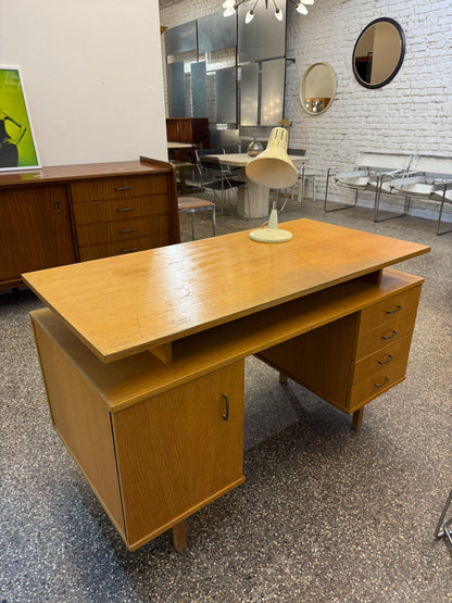 Bureau vintage 1970