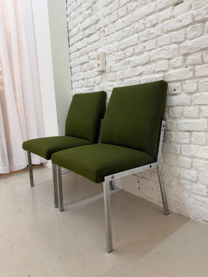 2 fauteuils vintage en tissu et chrome 1970
