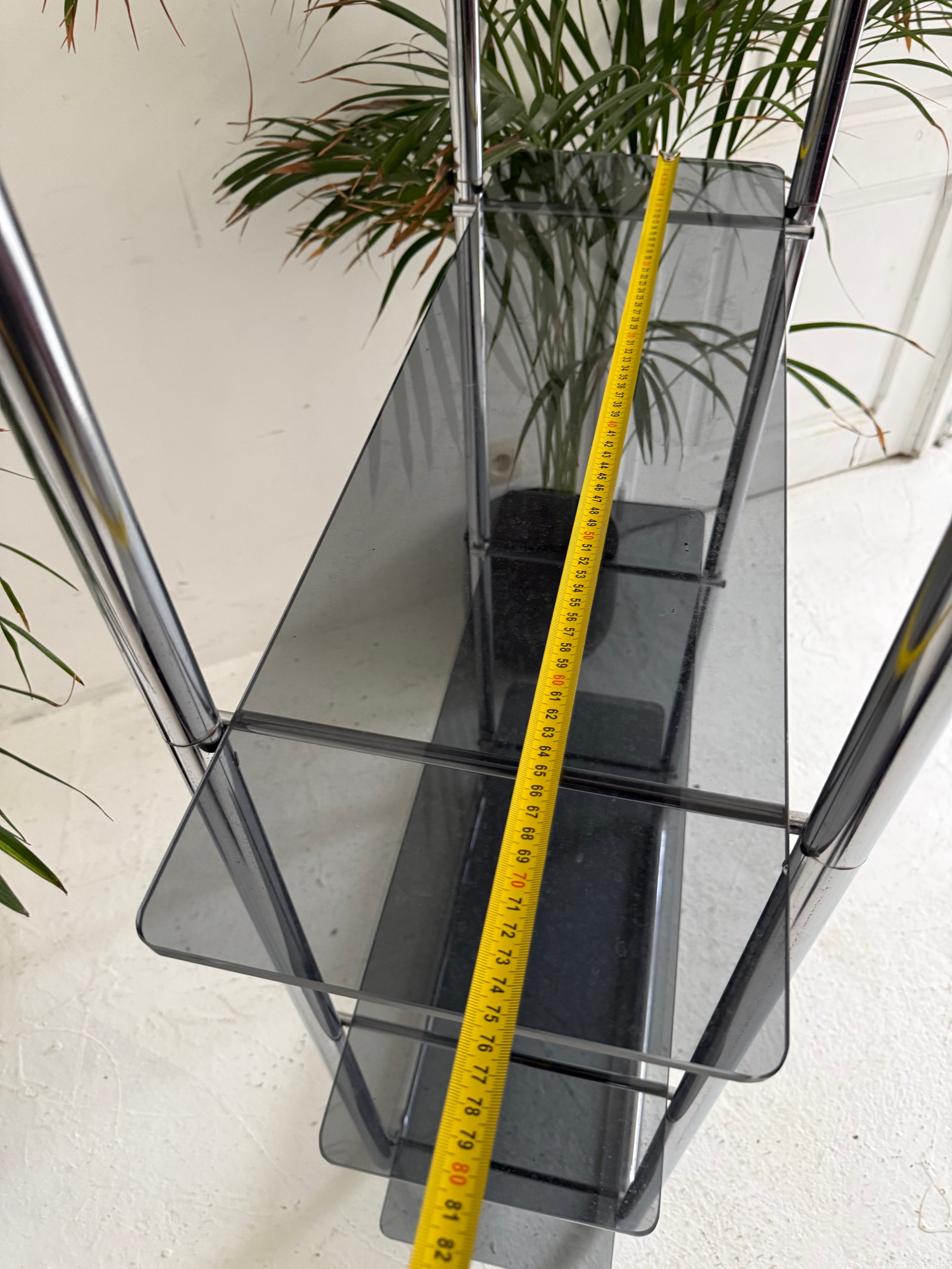 Étagère vintage en chrome et verre fumée