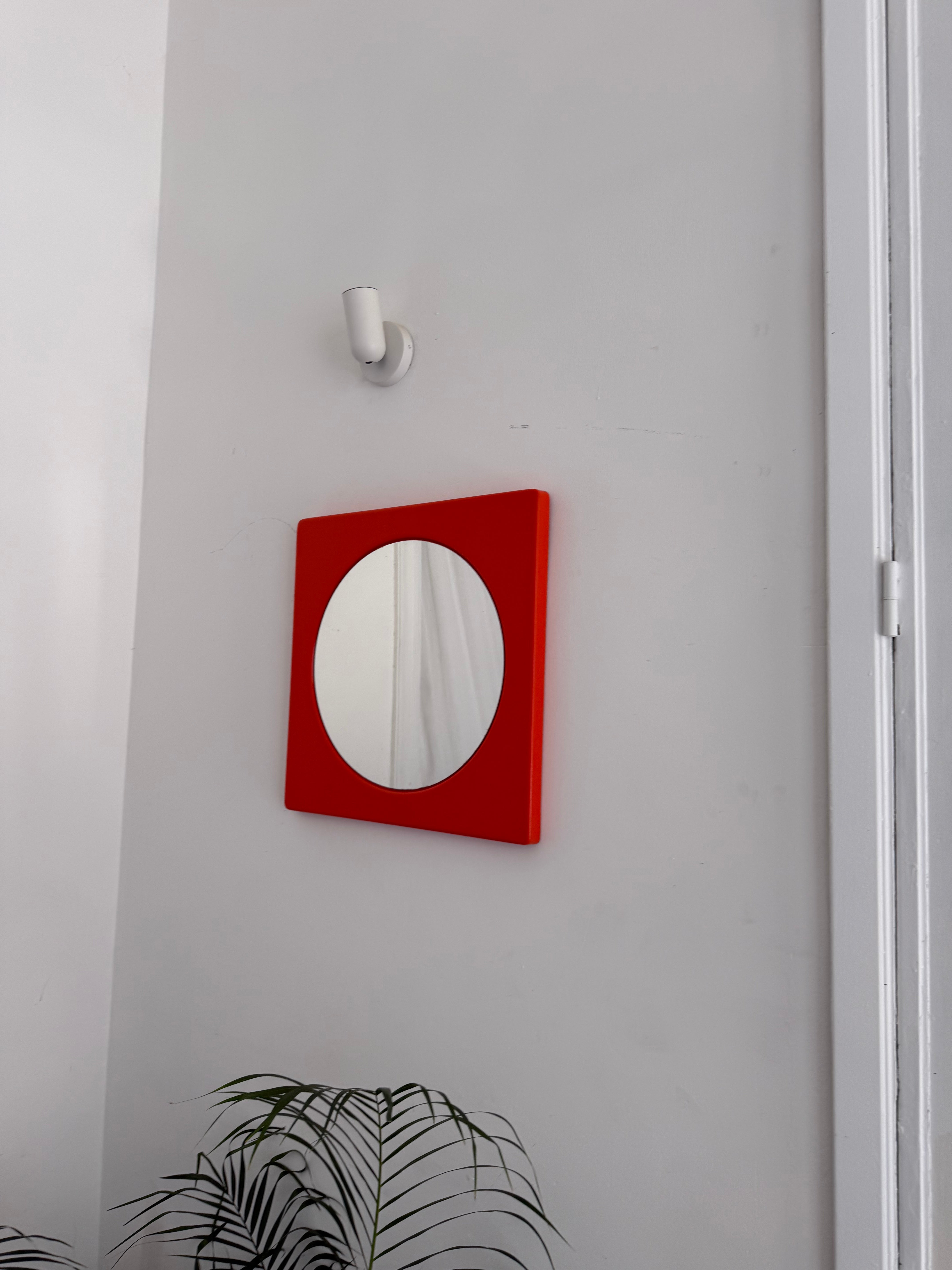 Miroir orange Space Age en plastique