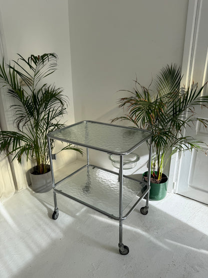 Table d’appoint / desserte