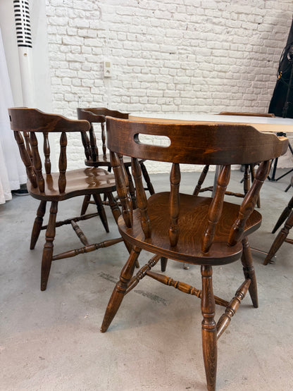5 chaise de Bristo