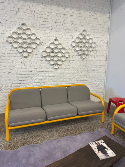 Fauteuil 3 places tubulaire jaune et gris