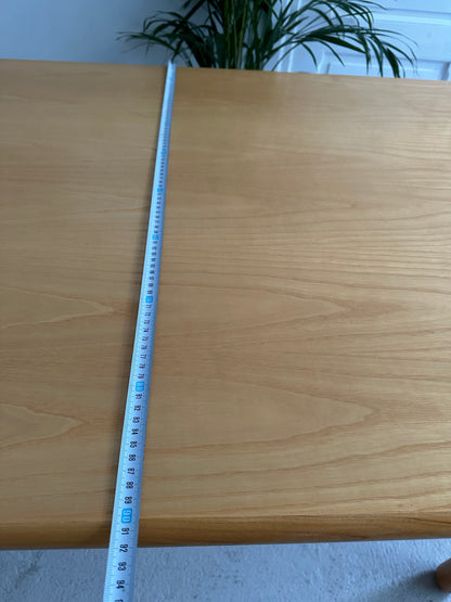 Table en bois massif extensible