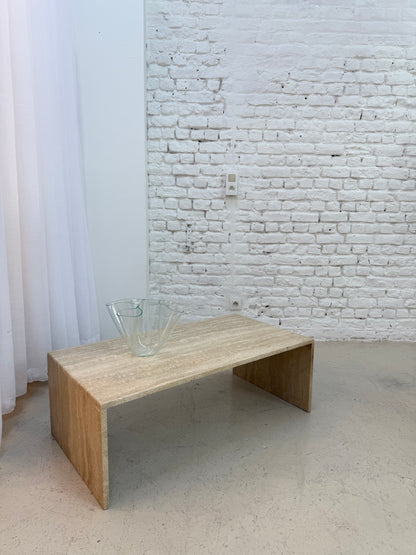 Table de salon en travertin