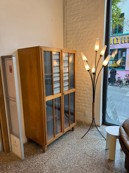 Penderie vintage en bois