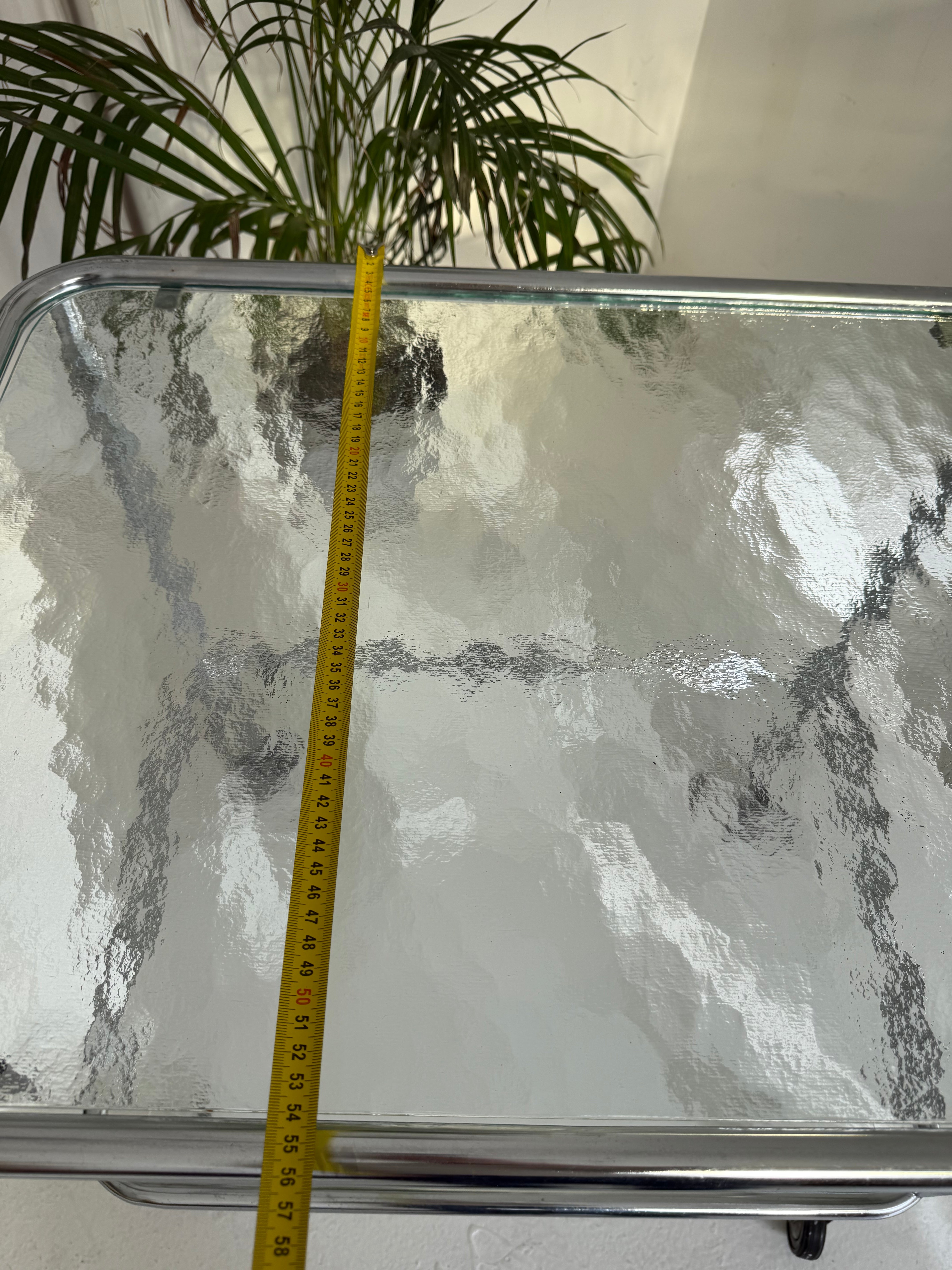 Table d’appoint / desserte