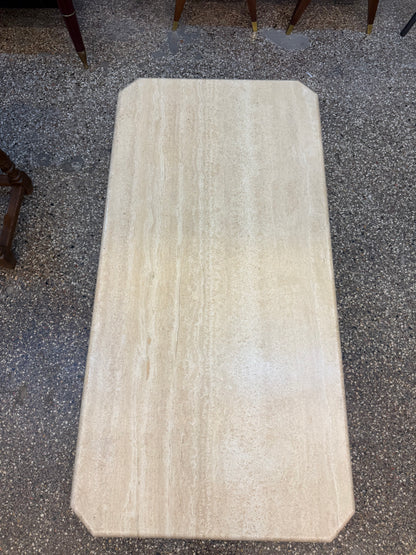 Table basse en travertin