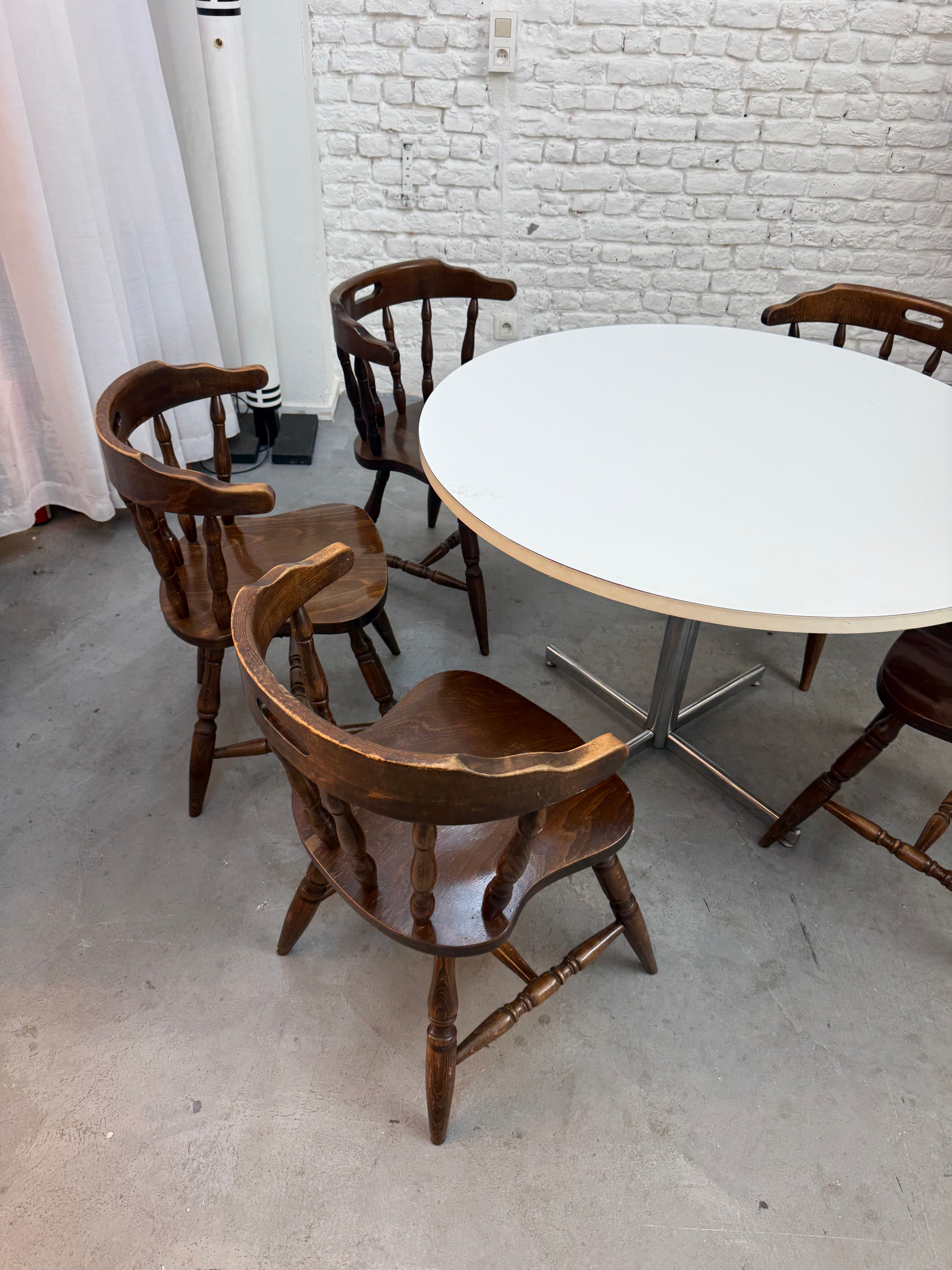 5 chaise de Bristo