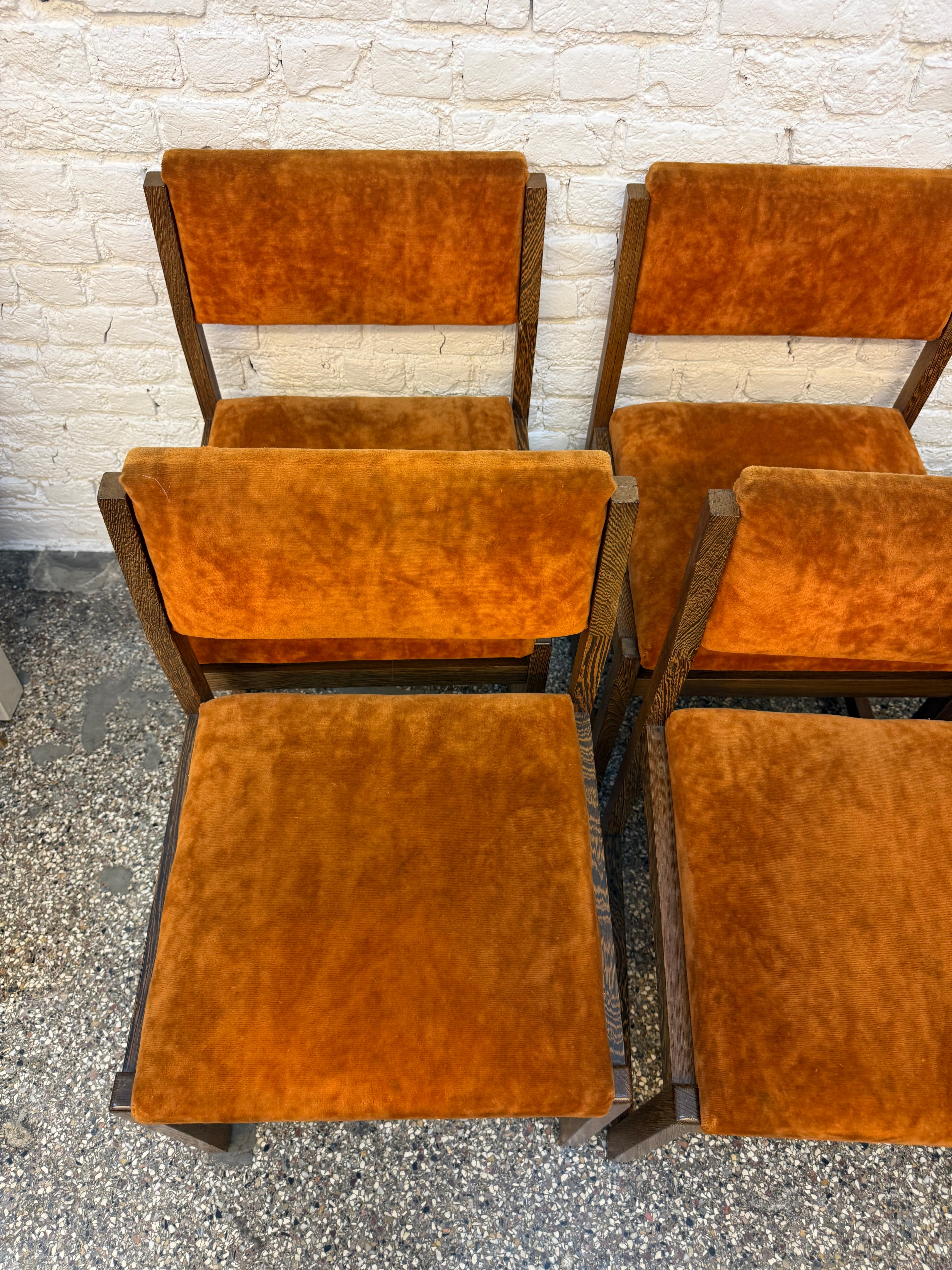 6 chaises en tissus et palissandre