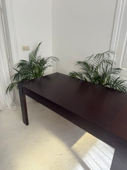 Table vintage en bois marron foncé