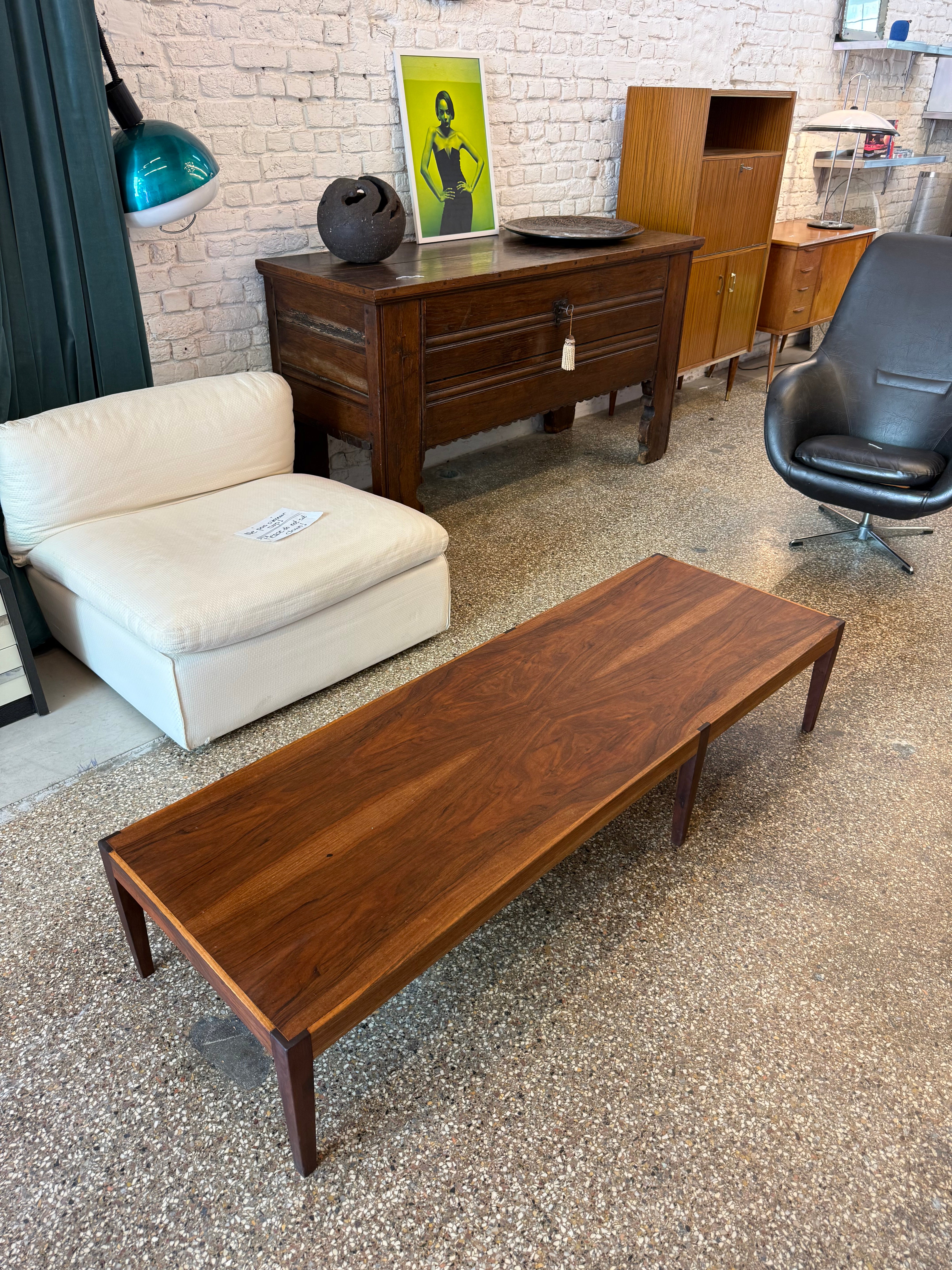 Table de salon danoise en bois massive