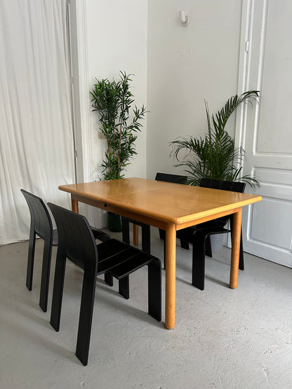 Table en bois massif extensible