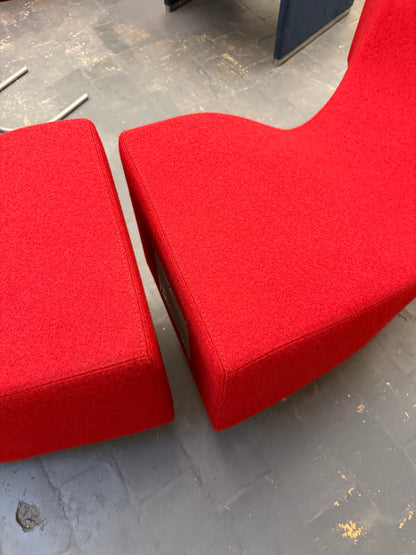 Fauteuil en vague design rouge et tissu