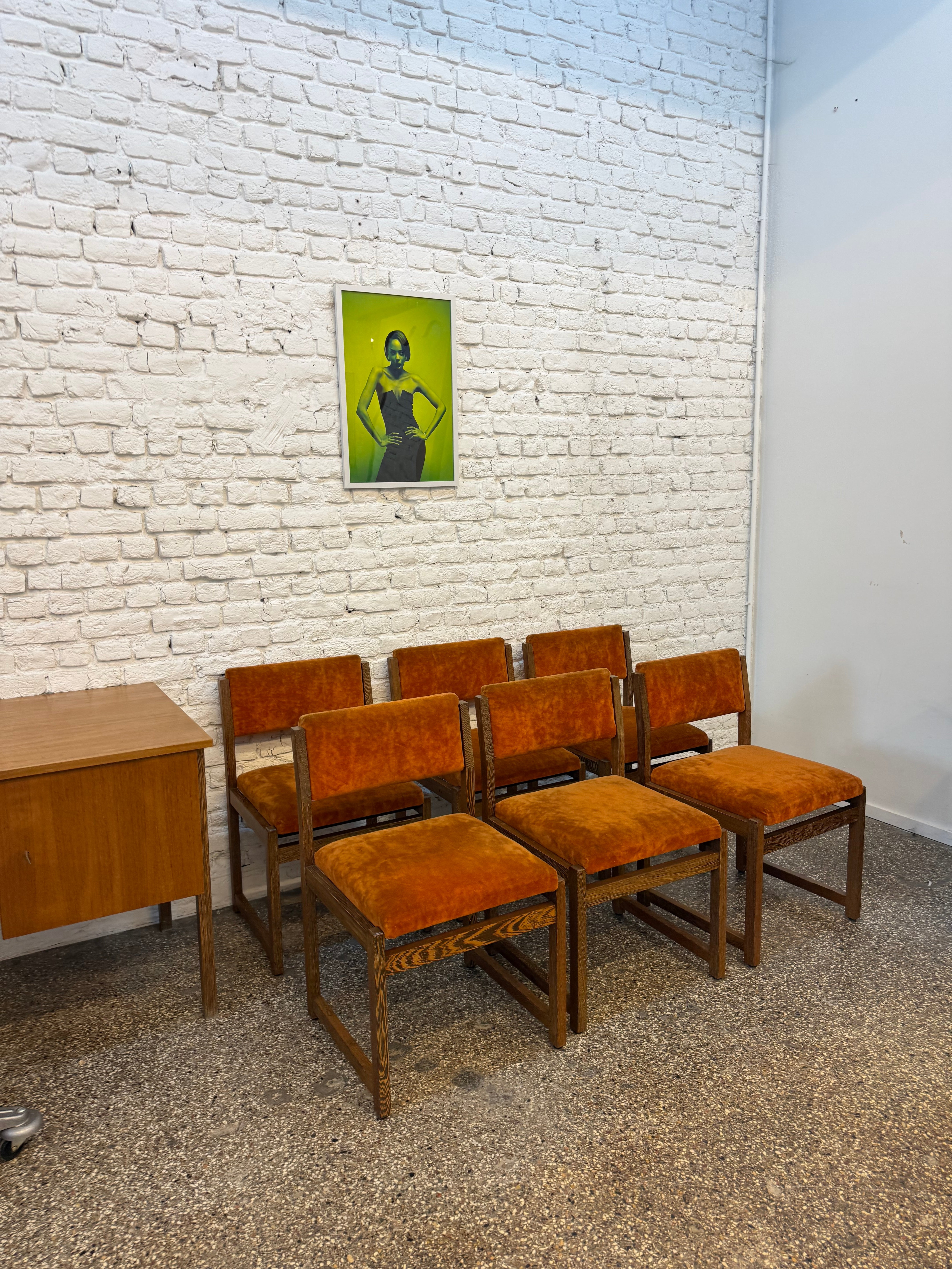 6 chaises en tissus et palissandre