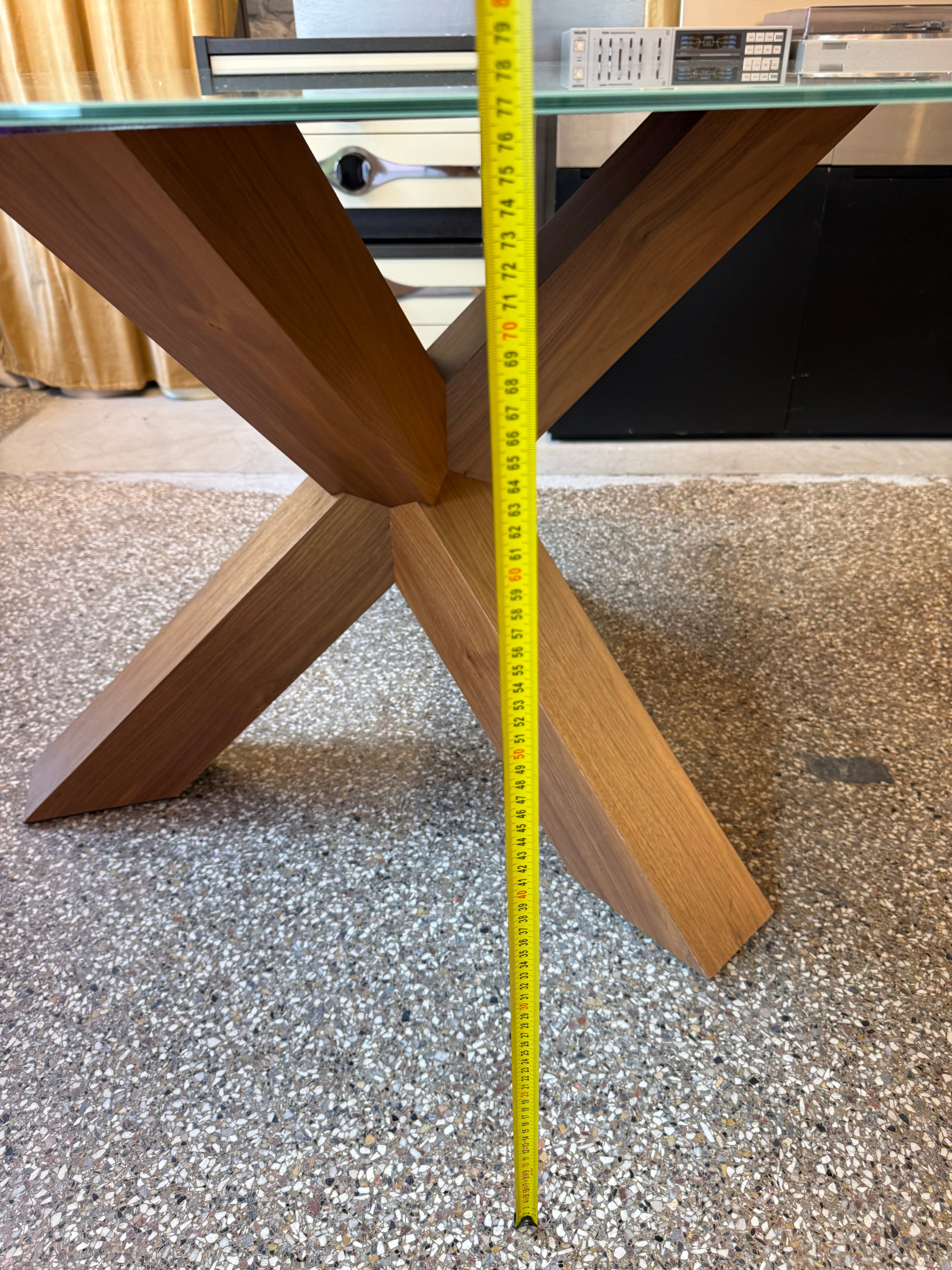 Table scandinave ronde