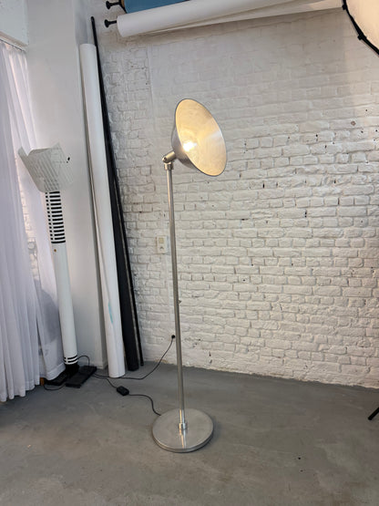 Lampadaire GATCPAC par Josep Torres Clavé