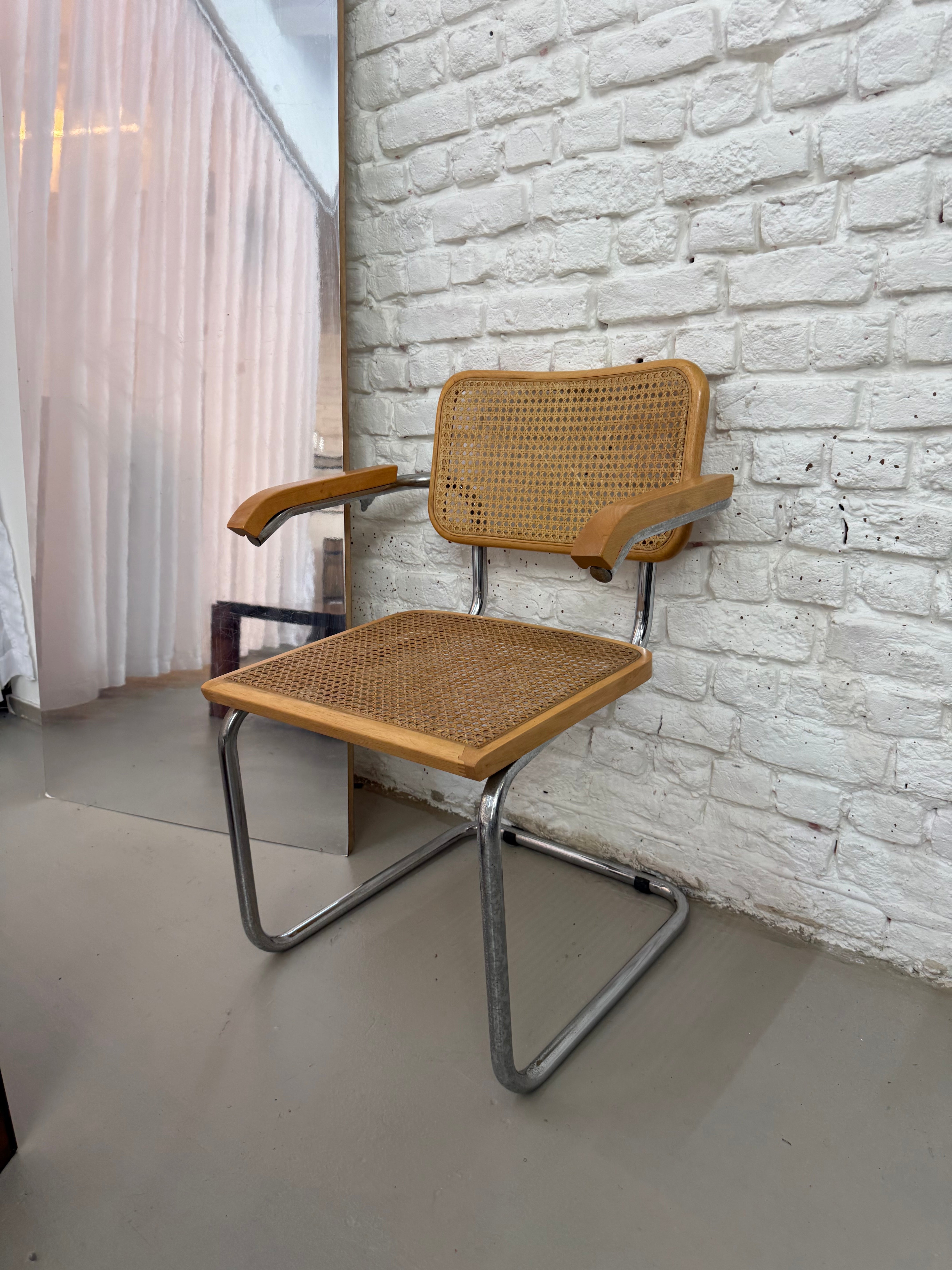 Chaise Cesca B64 de Marcel breuer