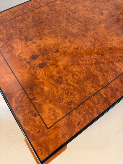 Table vintage en loupe d’orme